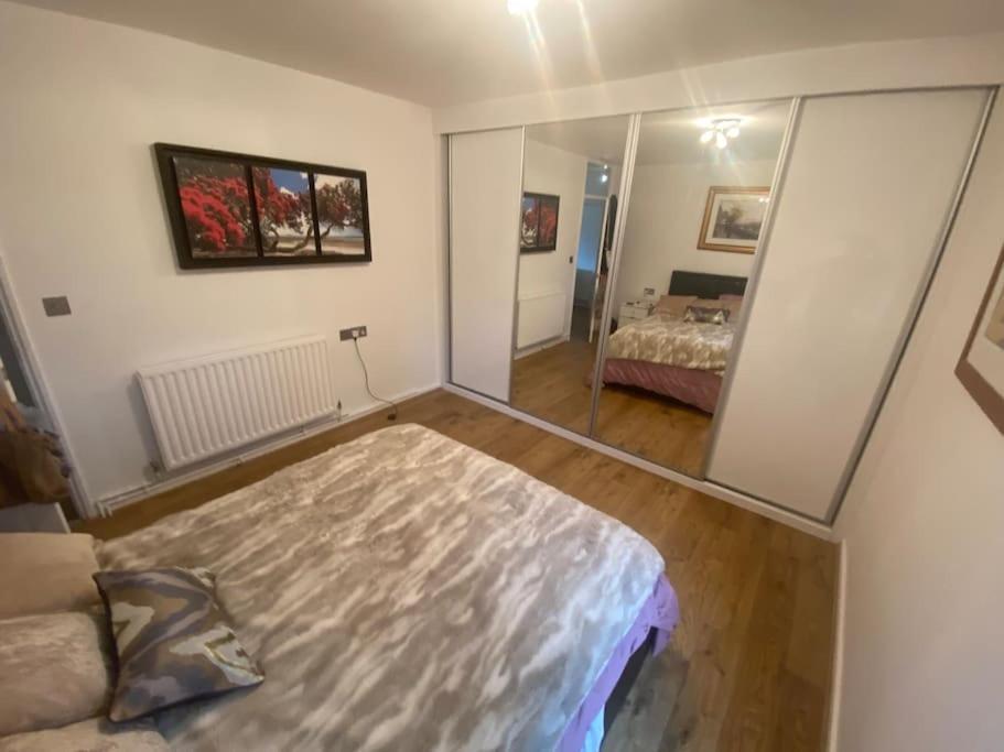 London City Retreat Escape In Oval - Elephant & Castle ภายนอก รูปภาพ