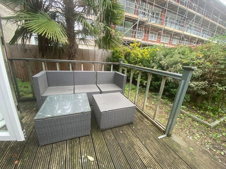 London City Retreat Escape In Oval - Elephant & Castle ภายนอก รูปภาพ